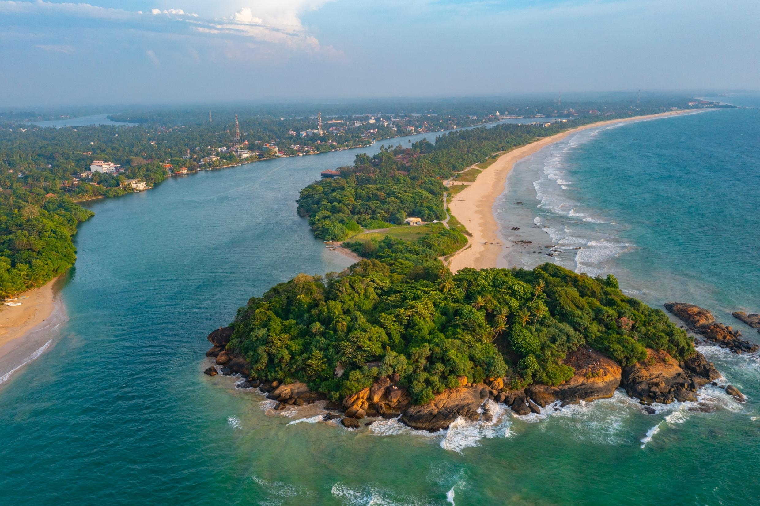 Bentota beach near Rockery Villa Cottage